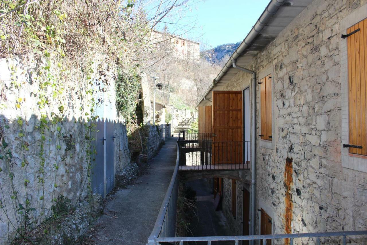 Duplex Para 6 En Cercs, Berga - A 30 Mins Del Pedraforca Sant Corneli Kültér fotó